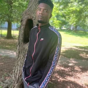 Meet your Posher, Akil